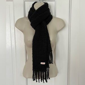 ECHO Anthropologie Black Popcorn Knit Fringe Scarf Boho Minimalist Contemporary